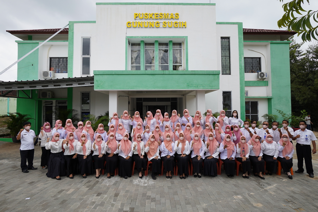PEGAWAI PUSKESMAS GUNSU